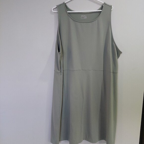 Eddie Bauer Women's Midi Dress In a Light Green/Sage, Size 3X - Picture 1 of 8